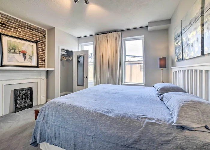 Vacation In Lawrenceville! Holiday home