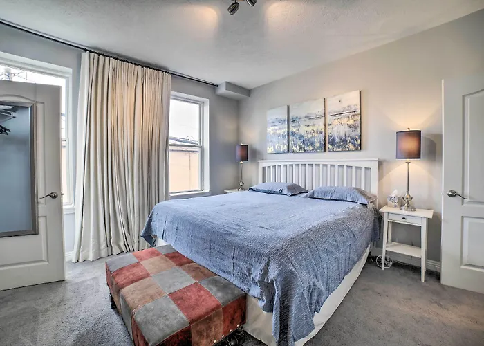 Vacation In Lawrenceville! Holiday home